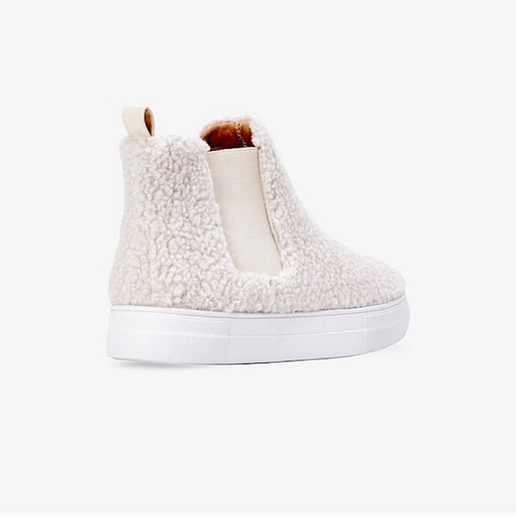 Cream Sherpa high tops - Picture 3 of 7